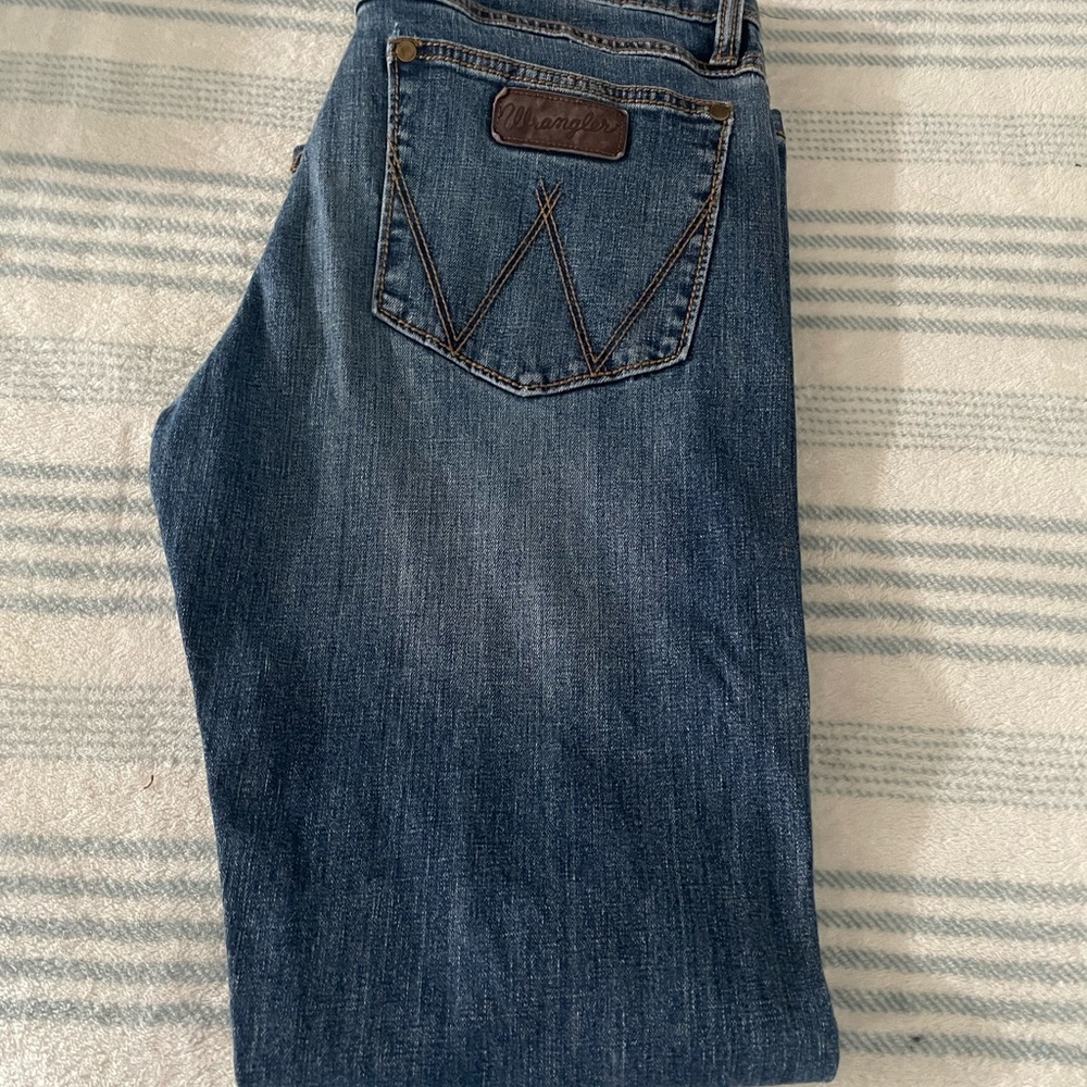 Wrangler Men's Dark Blue Relaxed Jeans